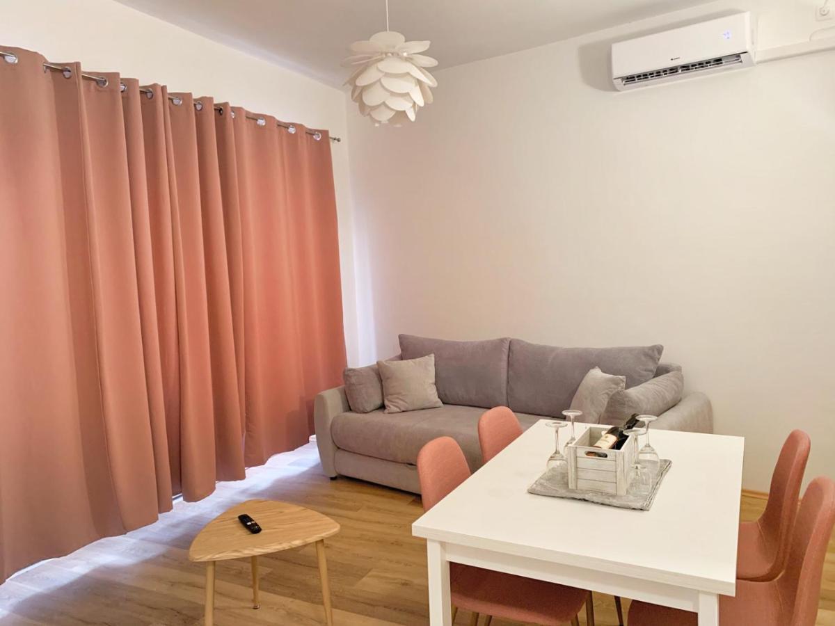 Apartment Lea Mataija ノヴィ・ヴィノドロスキー エクステリア 写真